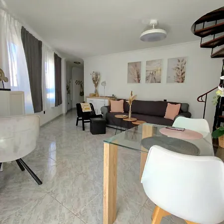 Duplex Penthouse Cristianos Los Cristianos (Tenerife)